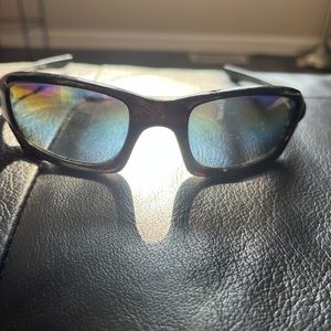 COPY - Oakley Fives